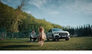Mercedes-Benz Türkiye ve HAÇİKO’dan Köpeklere Özel Güvenli Yolculuk Filmi: “İlk Yolculuk”